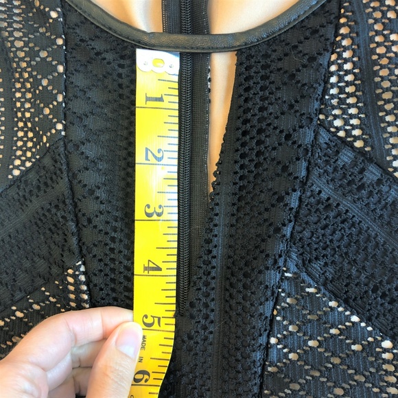 LIKE NEW | Black Peplum V Top - Picture 5 of 8